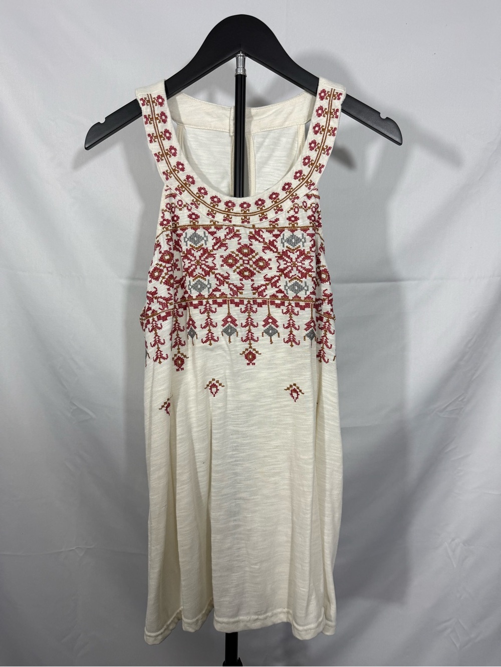 Maurices Embroidered Boho Tank Top Cream Geometric Sleeveless Size 2